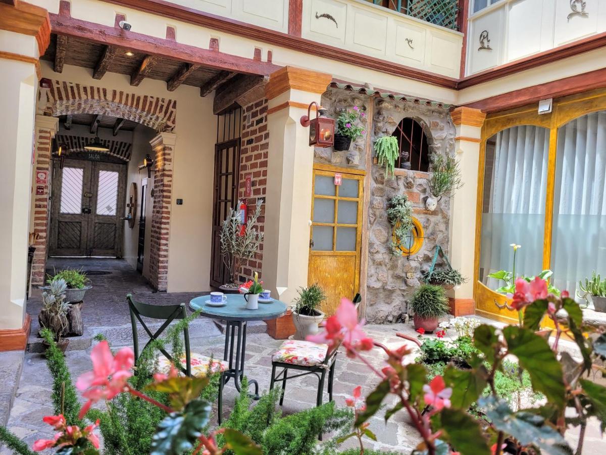 Old Town Suites, Heritage Boutique Hotel, Where Every Detail Tells A Story Quito