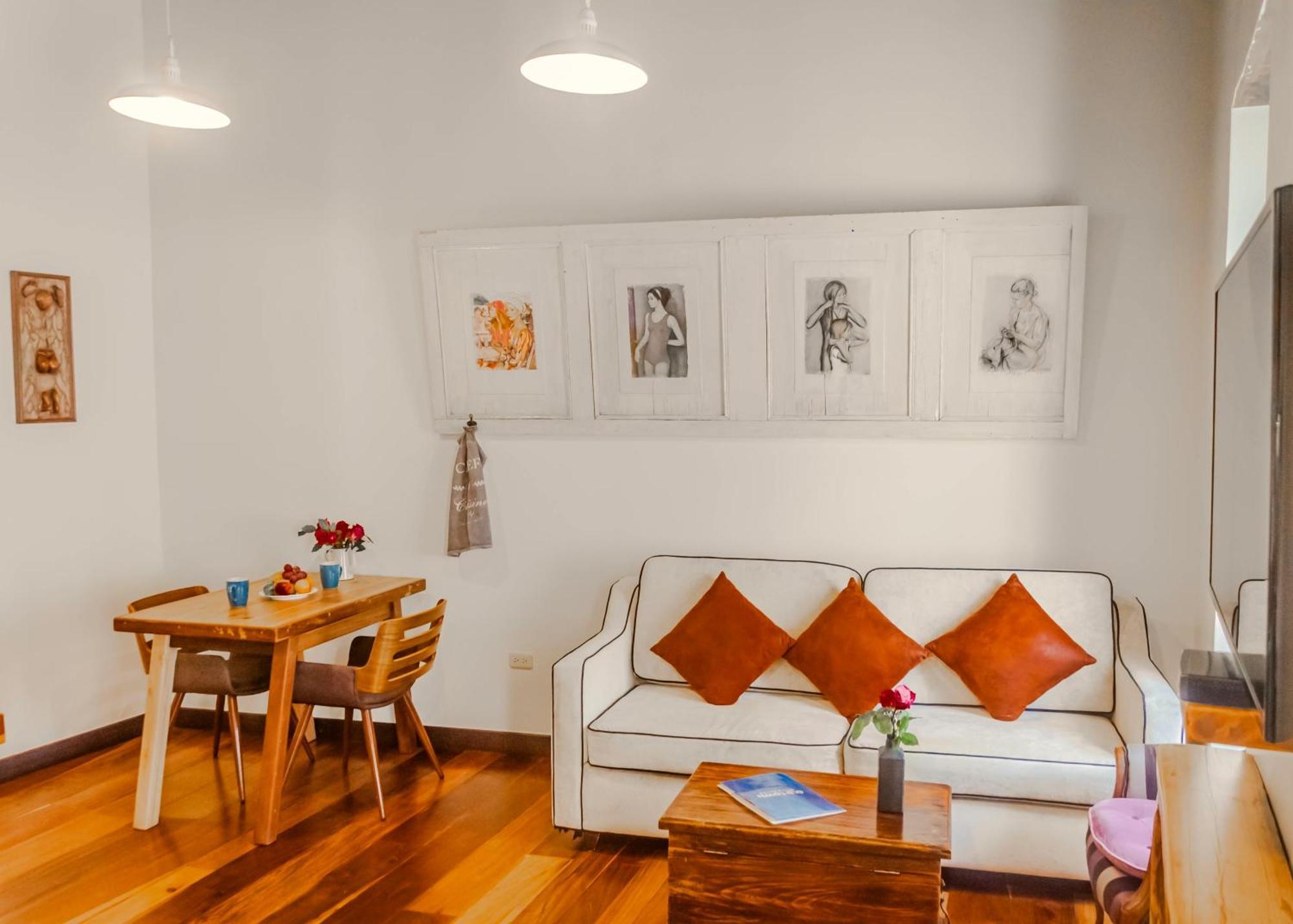 Old Town Suites, Heritage Boutique Hotel, Where Every Detail Tells A Story Aparthotel Quito