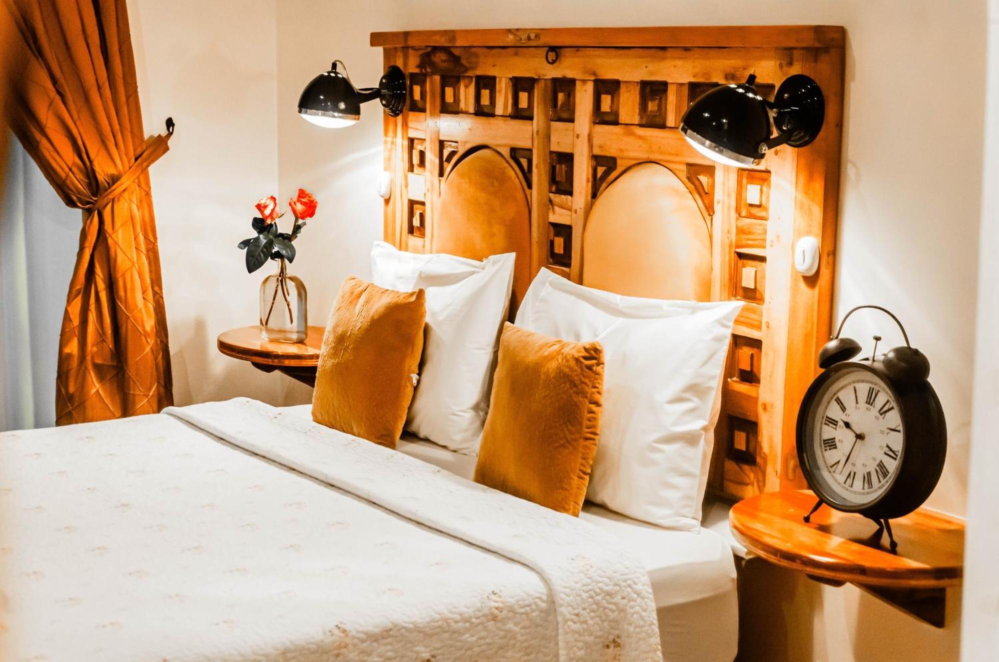 Old Town Suites, Heritage Boutique Hotel, Where Every Detail Tells A Story Quito