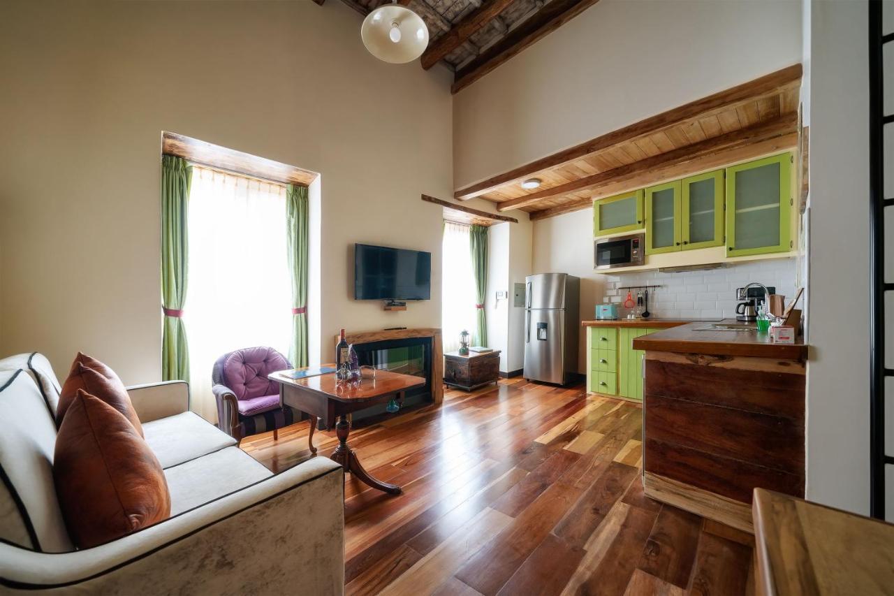 Old Town Suites, Elegant Comfort & Space In The Historic Center