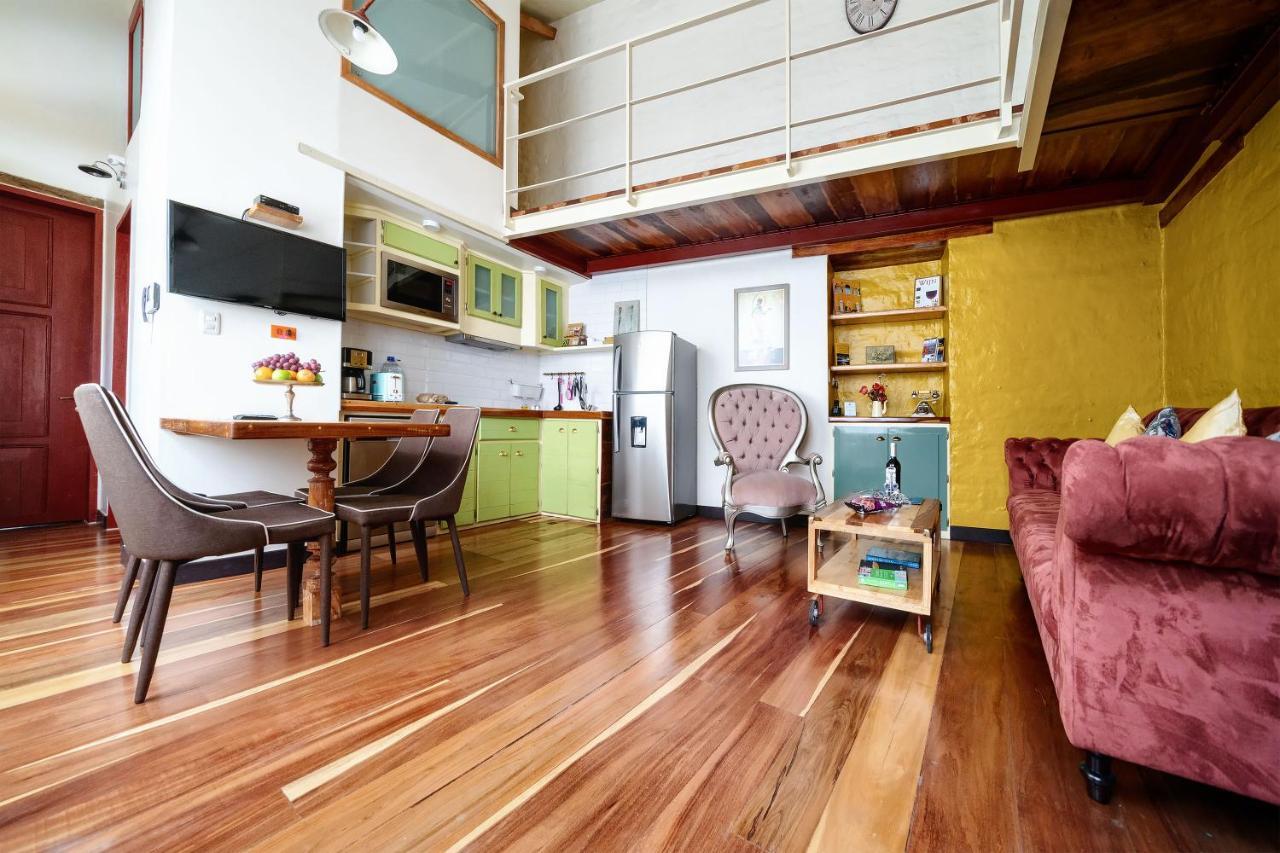 Old Town Suites, Elegant Comfort & Space In The Historic Center Aparthotel 4*