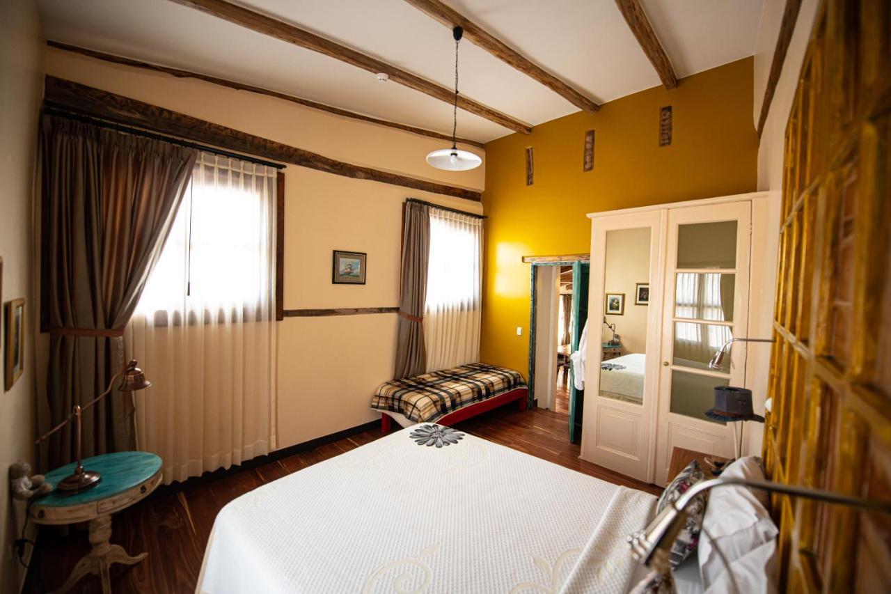 Aparthotel Old Town Suites, Elegant Comfort & Space In The Historic Center 4*
