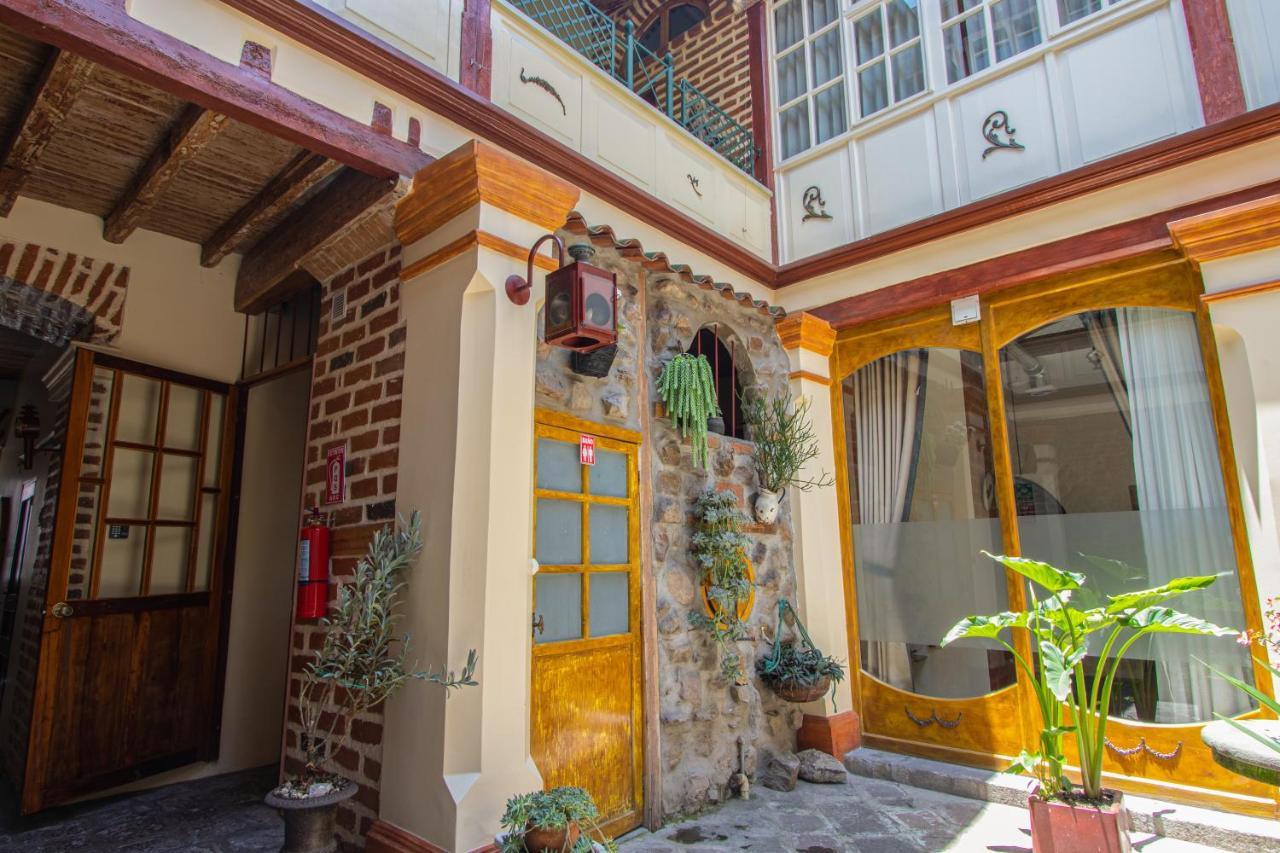 Old Town Suites, Elegant Comfort & Space In The Historic Center Quito