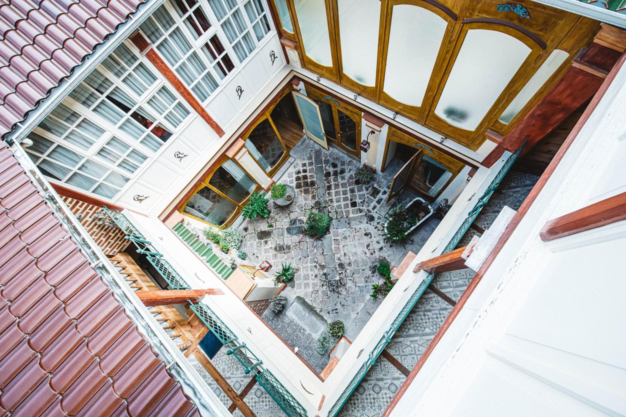 Old Town Suites, Elegant Comfort & Space In The Historic Center 4* Quito