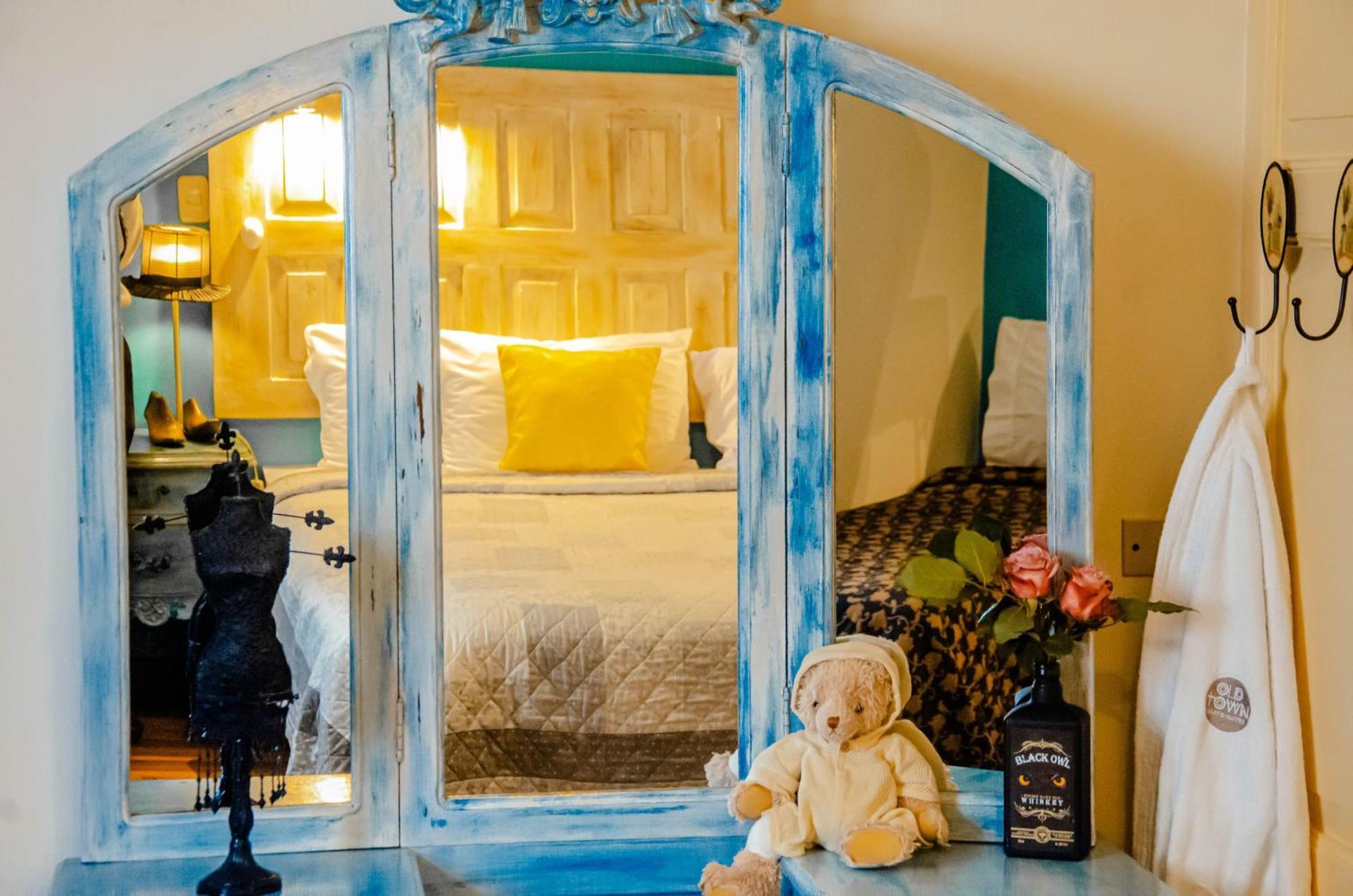 Aparthotel Old Town Suites, Elegant Comfort & Space In The Historic Center Quito