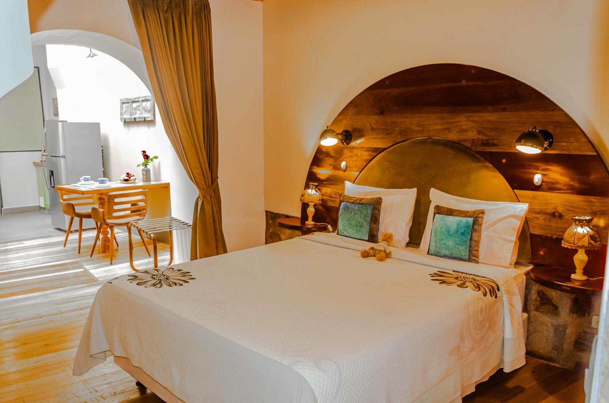 Old Town Suites, Elegant Comfort & Space In The Historic Center