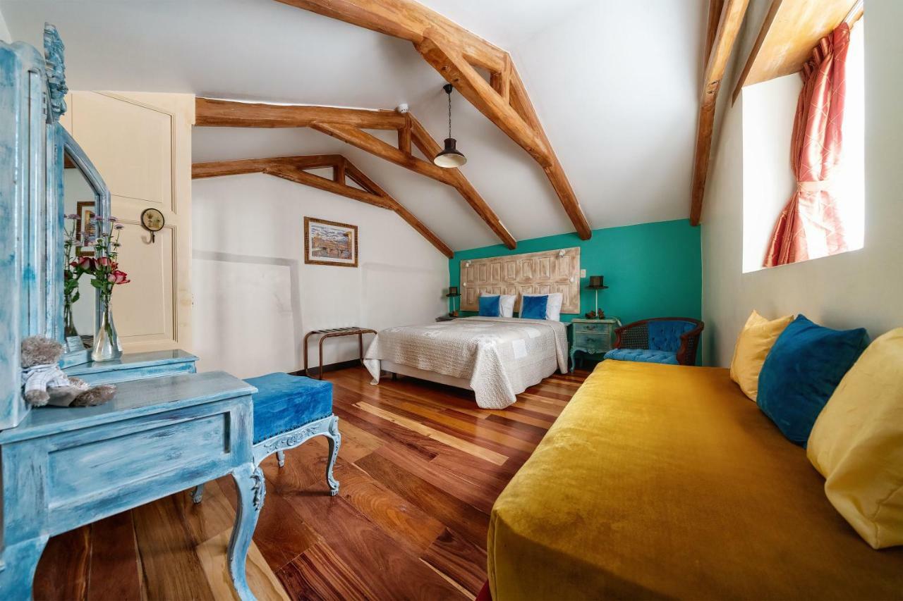 Old Town Suites, Elegant Comfort & Space In The Historic Center Aparthotel